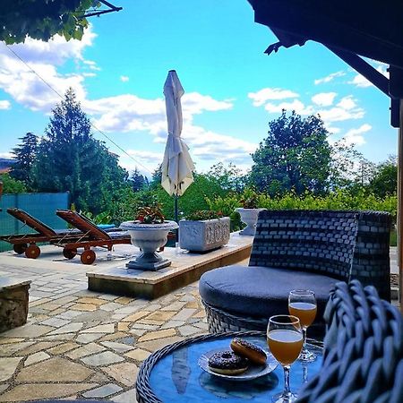 One Bedroom Guesthouse Tina Матульи Экстерьер фото